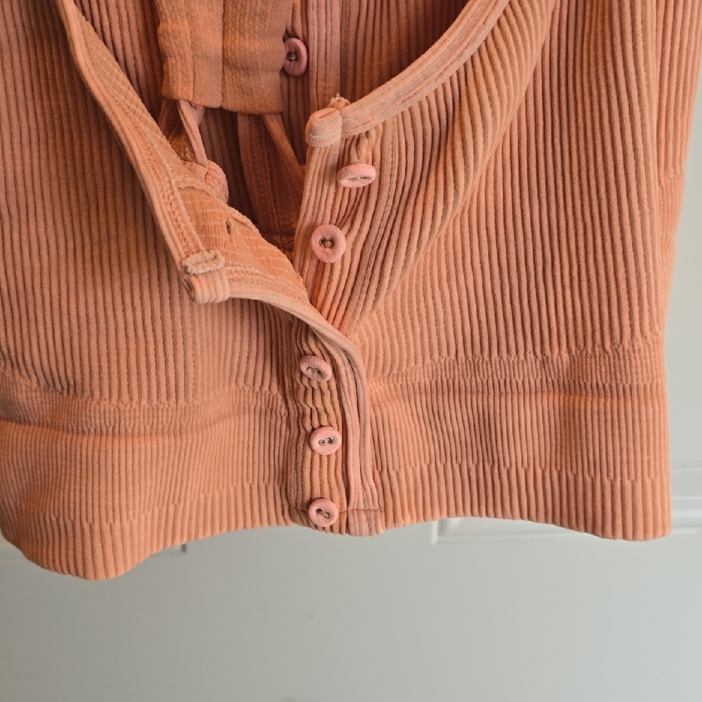 Peach Ribbed Button-Up Crop Top - Picture 7 of 7
